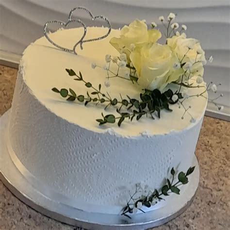 Jednoduchá svadobná torta