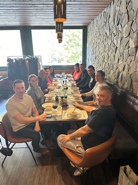 Prezentácia rôznych druhov reštaurácií vhodných na pracovný obed