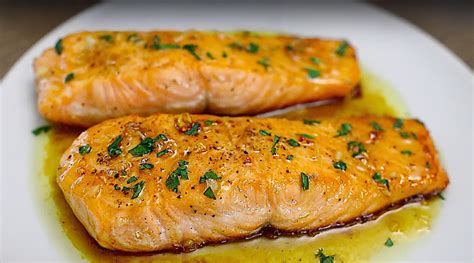 príprava lososa na panvici