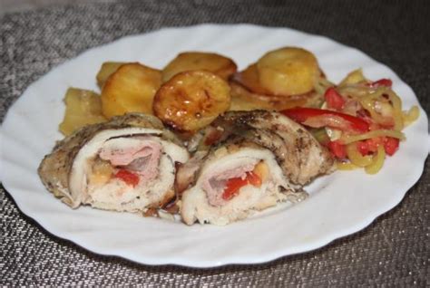 Vykostené kuracie mäso pripravené na plnenie