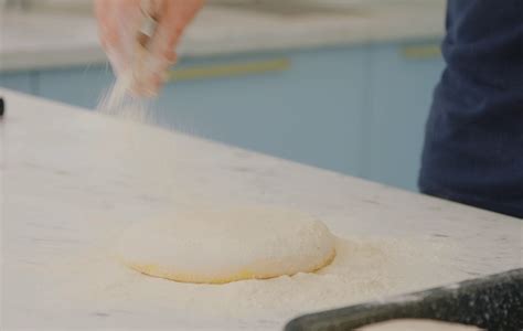 Rozťahovanie cesta na pizzu