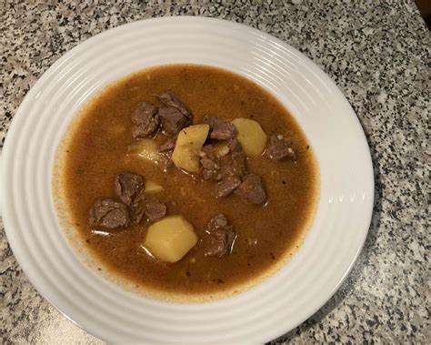 Hotový debrecínsky guláš