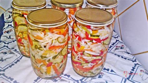 Pestrá čalamáda v pohároch