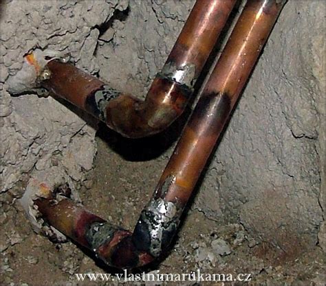 Ilustrácia baktérií v potrubí