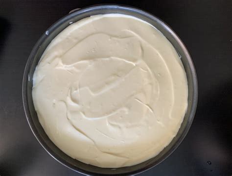 Cheesecake vo vodnom kúpeli v rúre