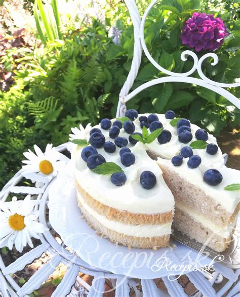 Vrstvená torta s citrónovou plnkou