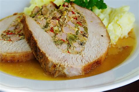 Plnené bravčové karé so syrom a jablkami