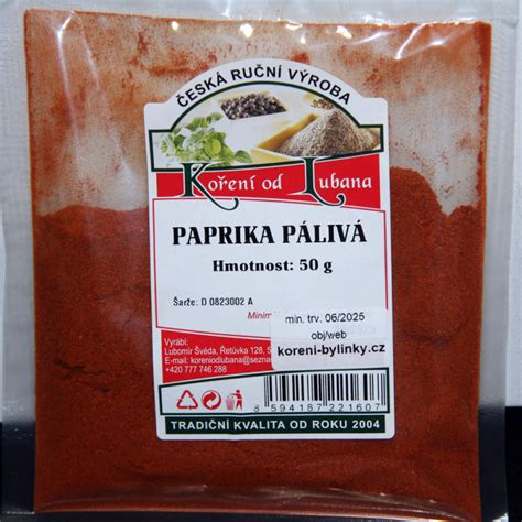 Nasekaná cibuľa, paprika a chilli
