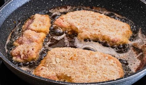 Obalovanie bravčových rezňov