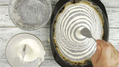 Ilustrácia miešania plnky na cheesecake.