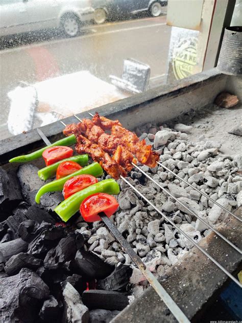 tabuľka s časmi tepelnej úpravy rôznych častí kurčaťa