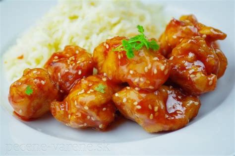 Smažené kuracie kúsky na panvici