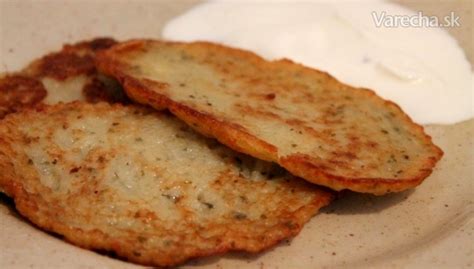 Ilustračné foto surovín na zemiakové placky