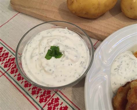 Cviklový dip s gréckym jogurtom