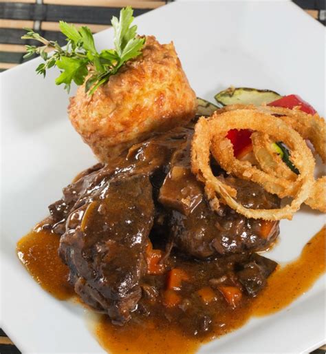 Hotové hovädzie líčka s omáčkou