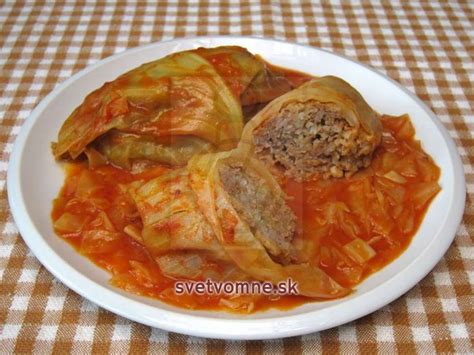 Ilustračná fotka hotového jedla - plnené kapustné listy