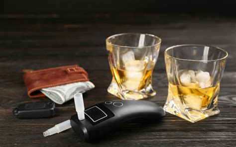 Rôzne typy alkohol testerov
