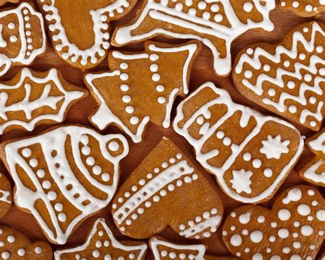 Vianočné medovníky pripravené na pečenie