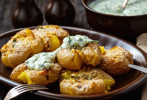 Zemiaky s jogurtovým dresingom