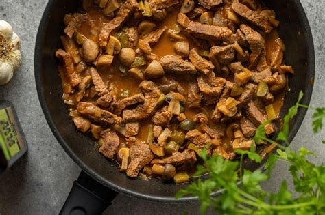 Hovädzie Stroganoff