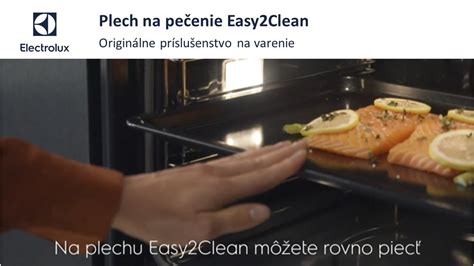 Ilustračná fotografia plechu na pečenie Electrolux E9OOAF112 s označením Easy2Clean