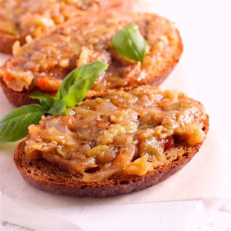 rozmixovaná baklažánová pomazánka