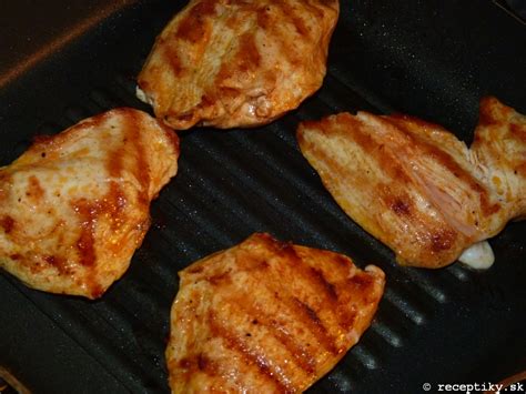 Kurací steak s brusnicovou omáčkou