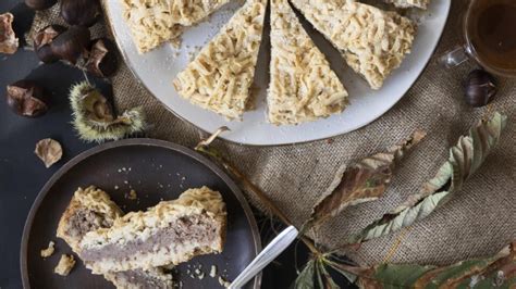 Strúhaný gaštanový koláč