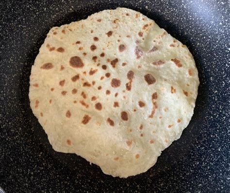 Lokše opečené na suchej panvici