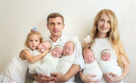 Fotografia Adriana B. s jej rodinou