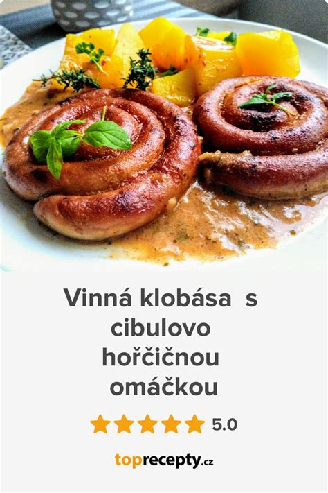 Servírovaná klobása s prílohami