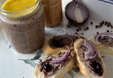 paštéta s cibuľou a smotanou