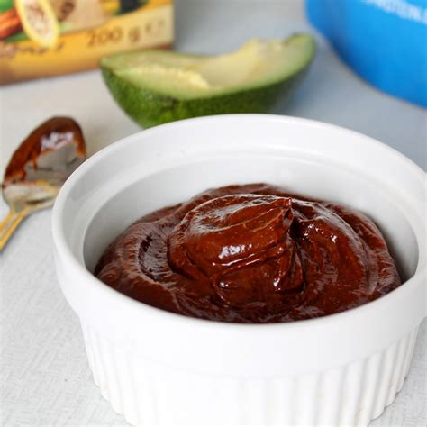 Ingrediencie na zdravú čokoládovú nátierku