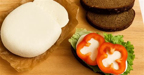 Mlieko, vajcia a jogurt ako základ pre syr