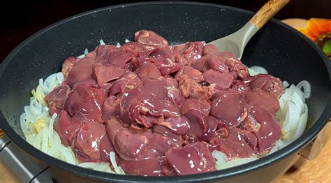 Čistenie kuracej pečene