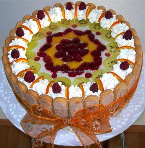 Ovocná torta s piškótami