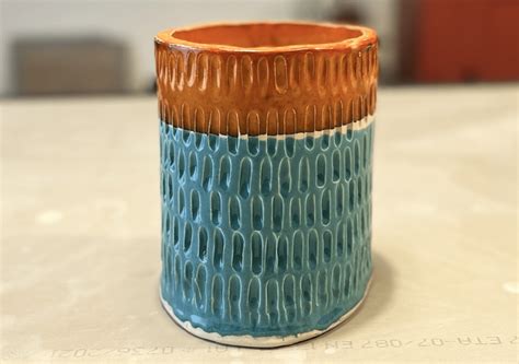 Detailne zábery na štruktúru neglazovanej keramiky