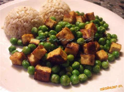 príprava kuskusu s hráškom a tofu