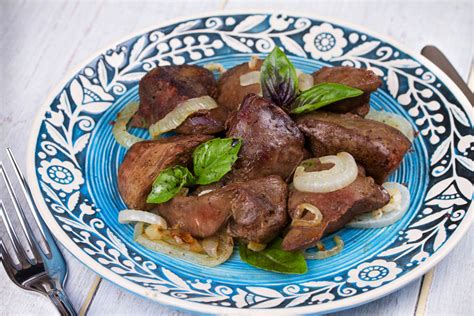 Bravčová pečeň s cibuľou