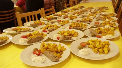 Ilustrácia rozdeleného karfiolu na ružičky