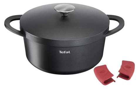 Hliníkový hrniec s nepriľnavým povrchom