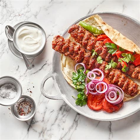 Adana Kebap na grile