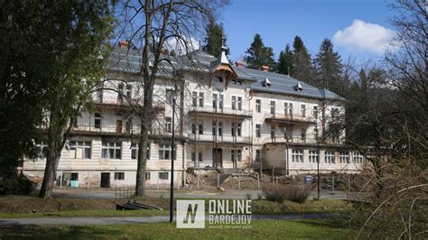 Kolekcia starých pohľadníc hotela Čierny orol