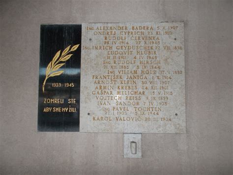 Pamätná tabuľa Sándora Petőfiho na budove bývalého hotela