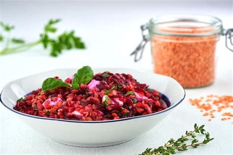 Červená šošovica s paradajkami a slaninkou