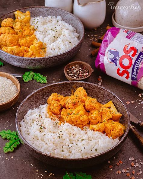 Servírovaný karfiol na indický spôsob s ryžou