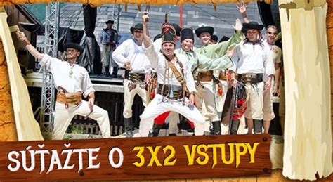 Zbojníci vchádzajú do chalupy