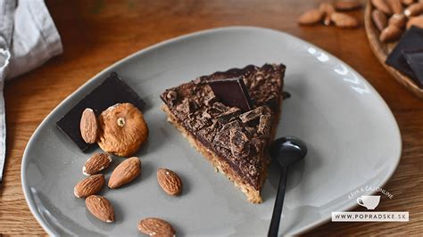 Ingrediencie na korpus a krém raw torty