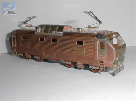 Model železničného príslušenstva z leptaného plechu