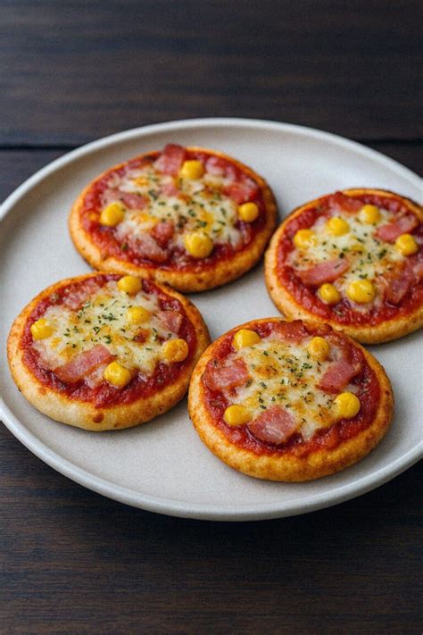 Ilustrácia chrumkavej pizze pripravenej v mikrovlnnej rúre